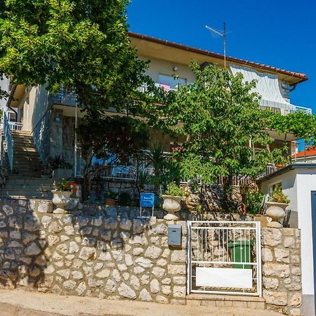 Apartment Leo Nona Нови Винодолски Екстериор снимка