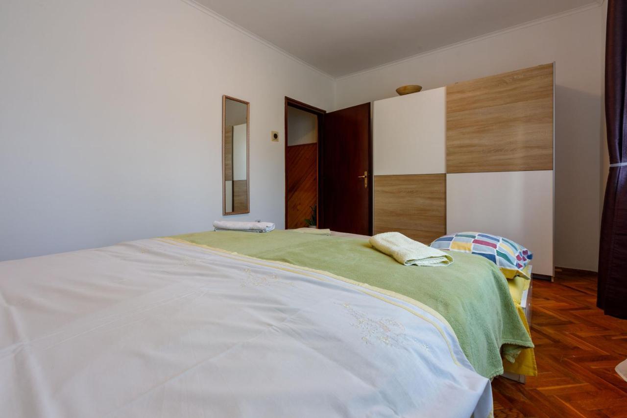 Apartment Leo Nona Нови Винодолски Екстериор снимка